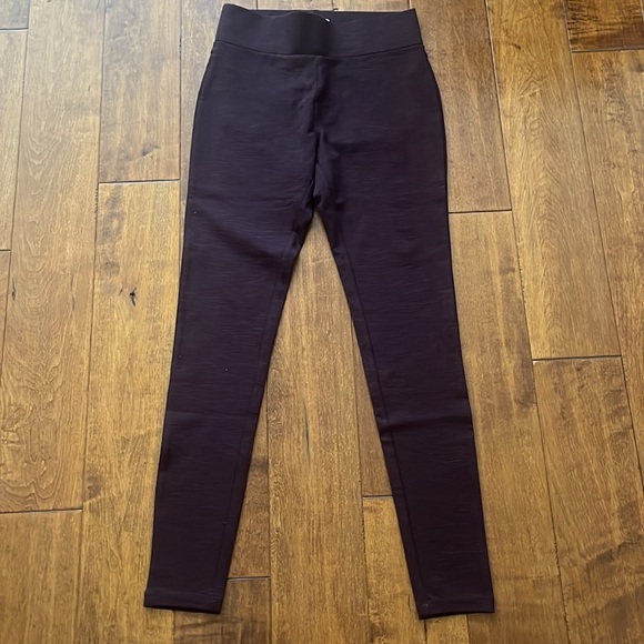 Matty M High Rise Pinte Leggings Dark Wine Size XS New With Tag - Picture 3 of 10